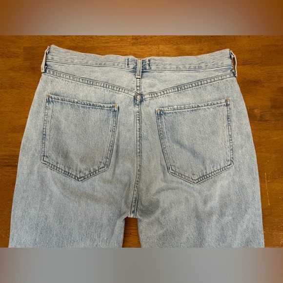 Agolde Distressed Riley Crop Jean 31 100% Cotton No Stretch - Picture 4 of 9